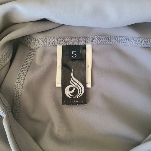 Grey Ryderwear Leggings with Mesh - Picture 3 of 4